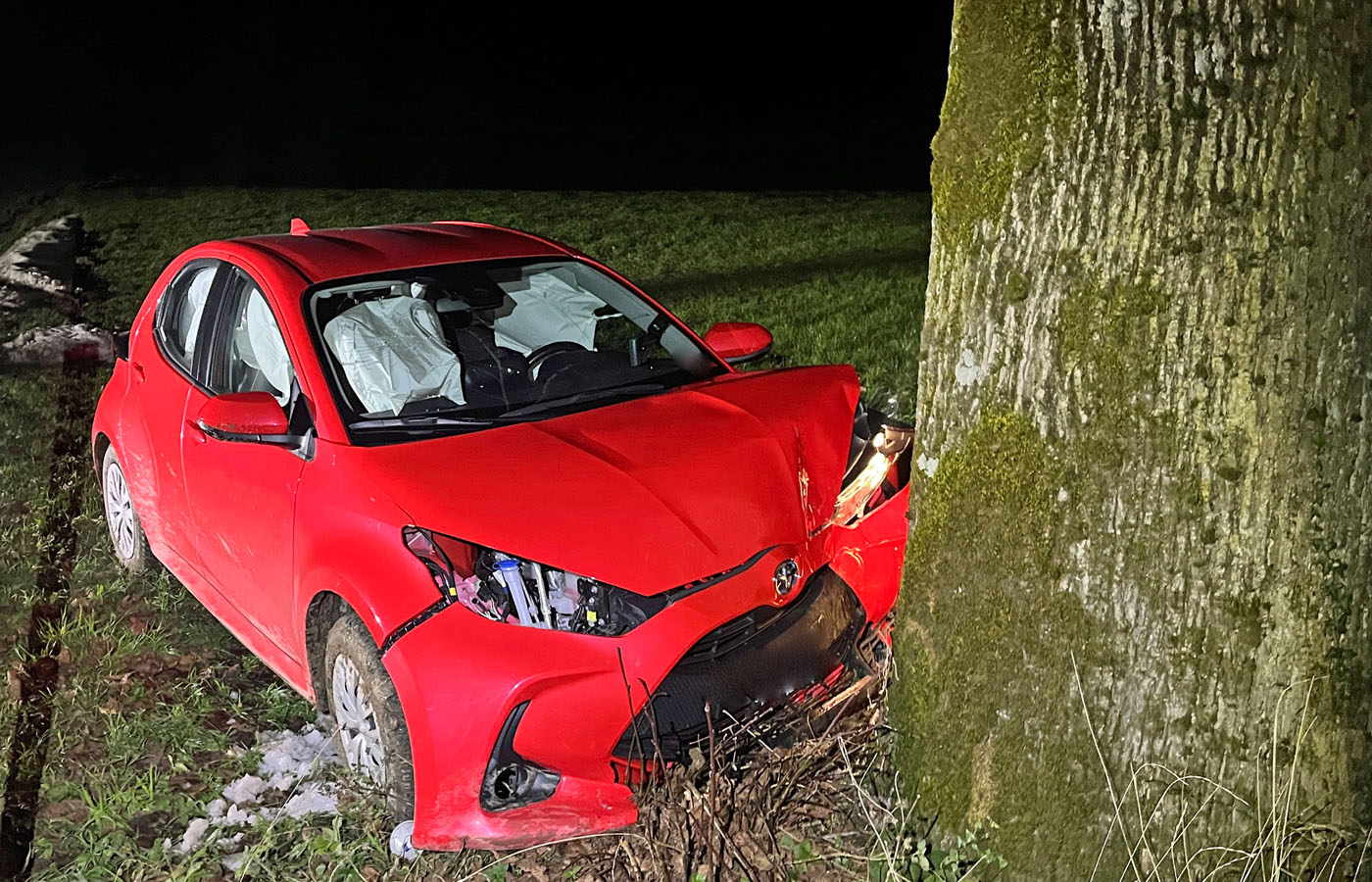 Lernfahrer-prallte-in-Udligenswil-gegen-Baum